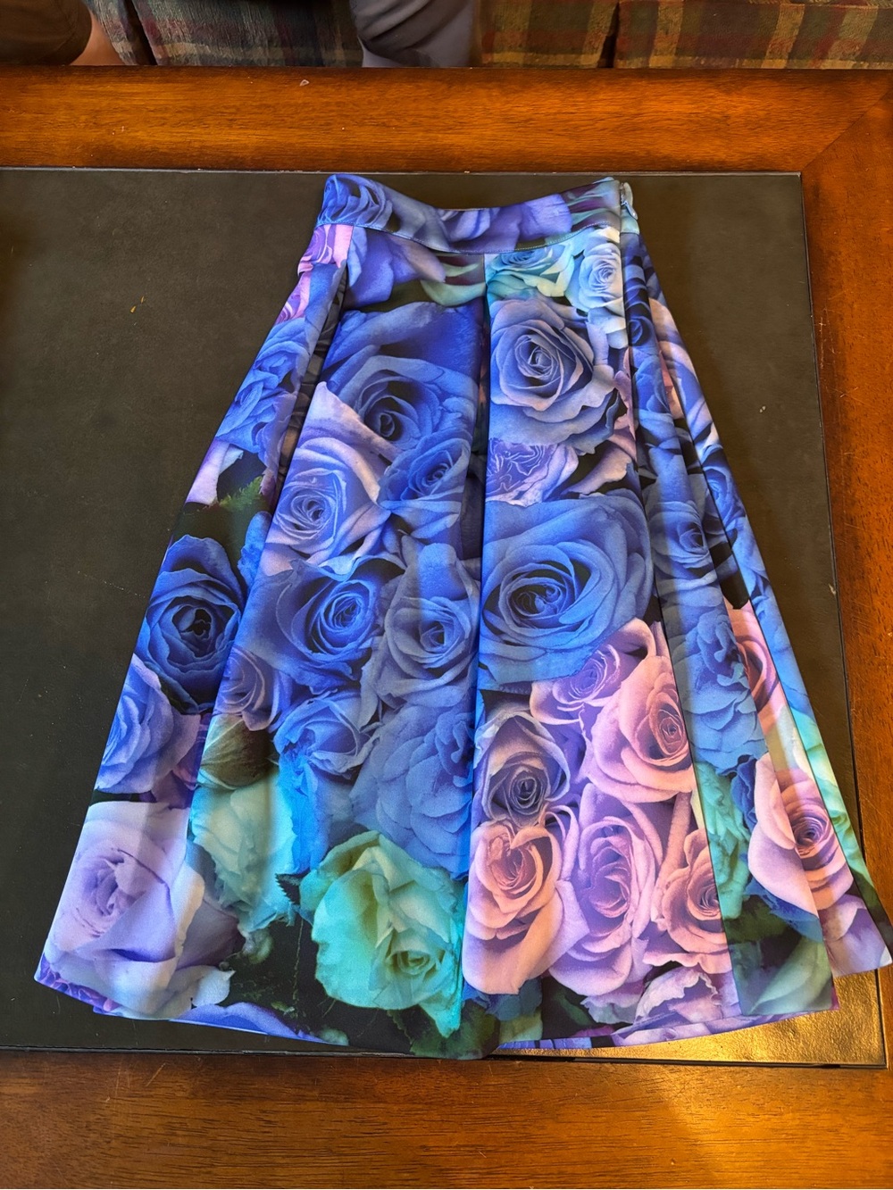 Isaac Mizrahi Blue & Purple Rose Print Skater Skirt